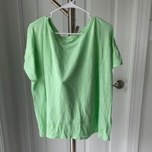 Eileen Fisher Vibrant Green Short Sleeve Oversized Tee, size XL.